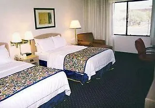 Courtyard Scottsdale North Hotel